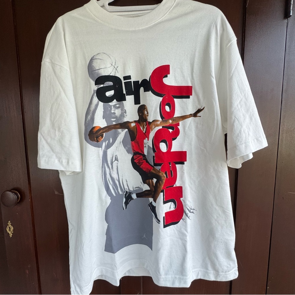 NWT Nike Jordan Statement 1985 Summit White Graphic Tee Shirt - Red & Black